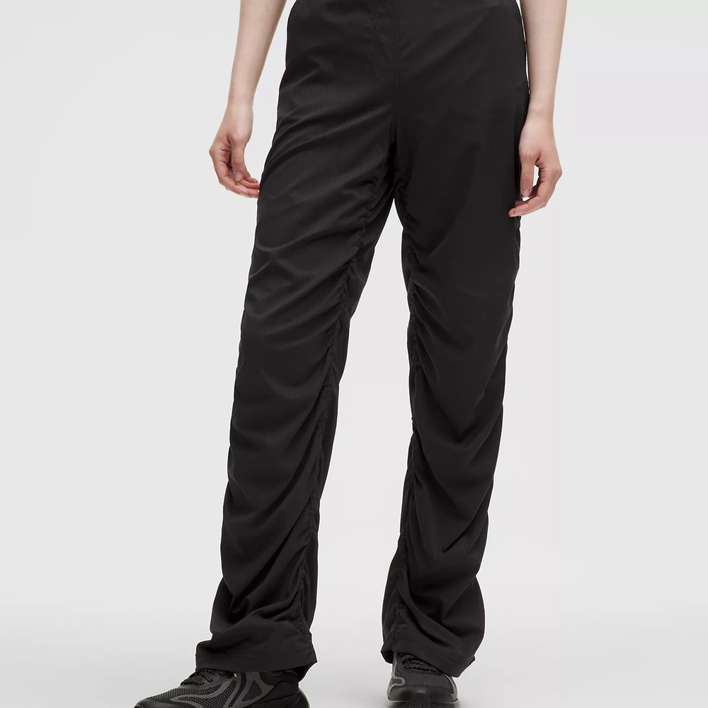 Lulumon Dance Studio Slim-fit HR Flared Plants NWT size Small